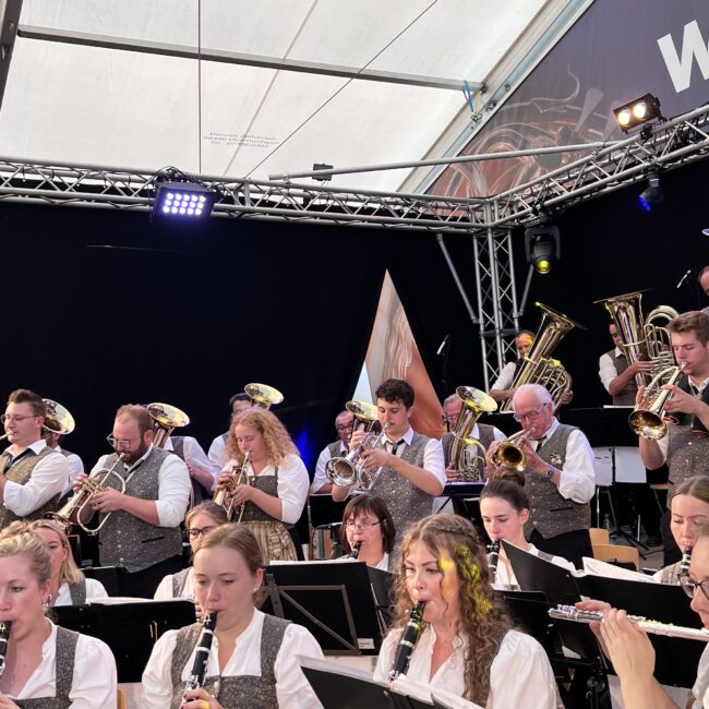 23 08 21 19 28 52 0929