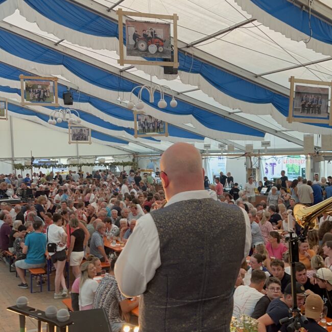 23 08 21 20 04 00 0952