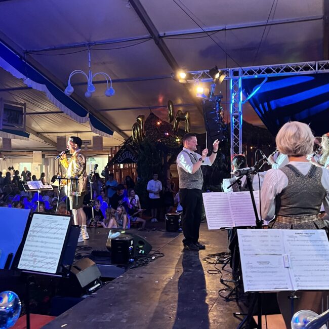 23 08 21 21 39 49 1085