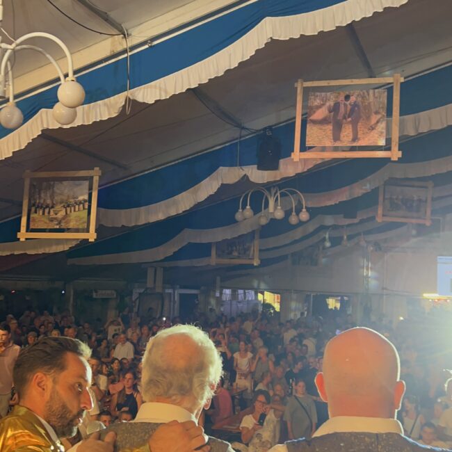 23 08 21 22 32 52 1128