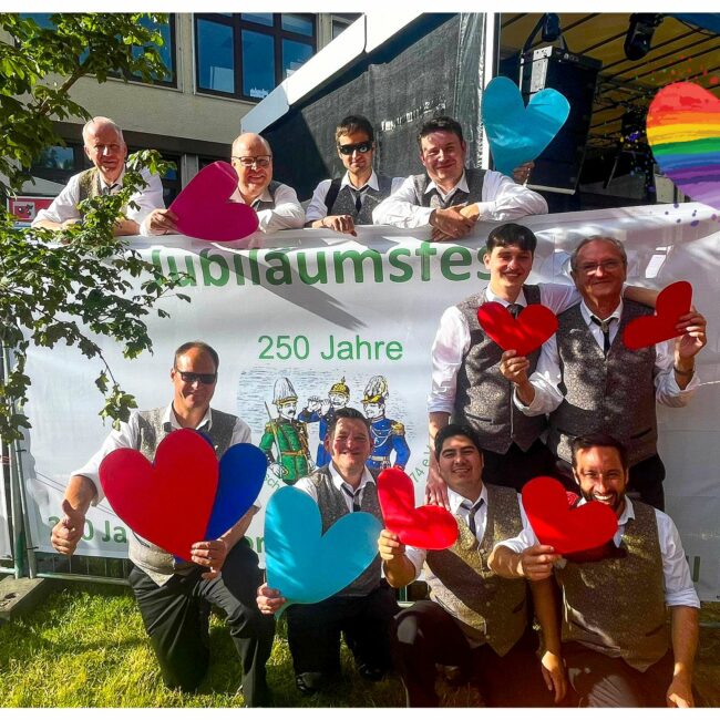 0ee39036 B8ff 4425 81c2 9dd6116db7c4