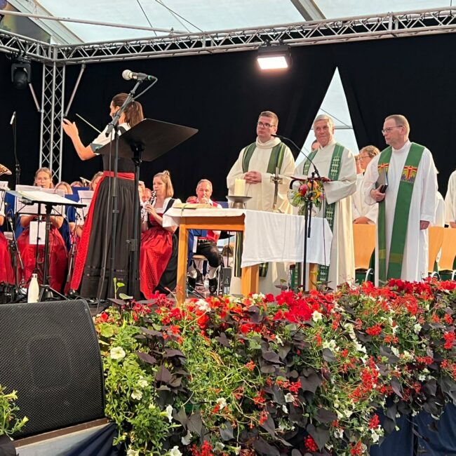 2a26926c 6ebd 4ce9 8c4f E14aaa23f92f