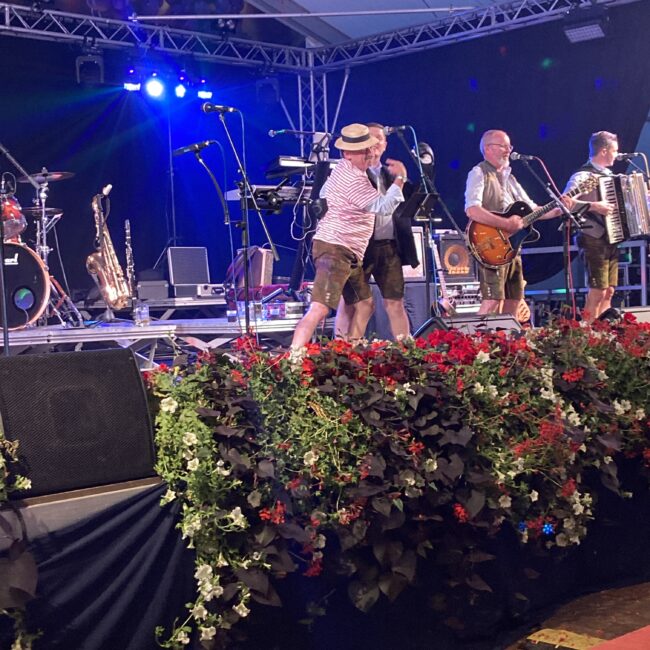 7A849F3C 7888 4450 BFB5 E8C2689E4A3E