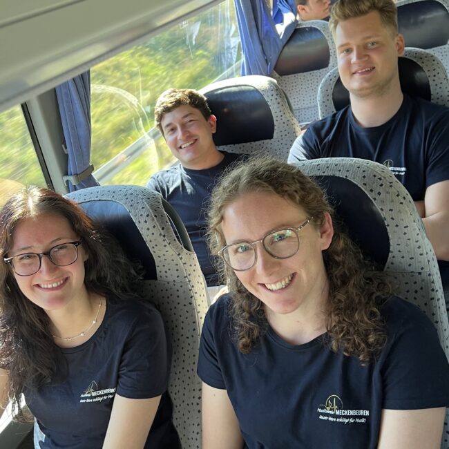 24 09 20 14 53 17 3678