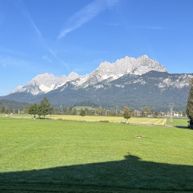 24 09 21 10 11 40 3871