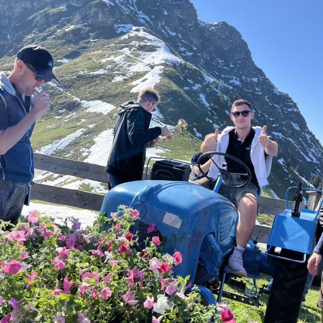 24 09 21 11 10 26 3891