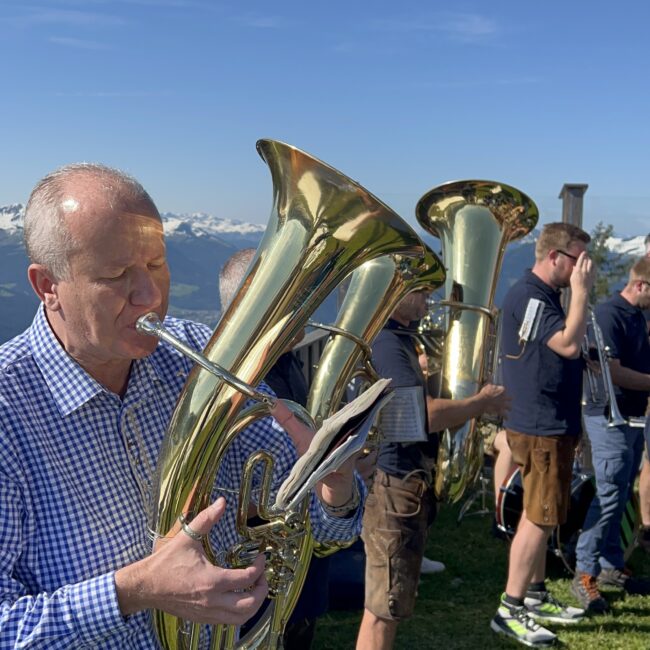 24 09 21 11 26 24 3951