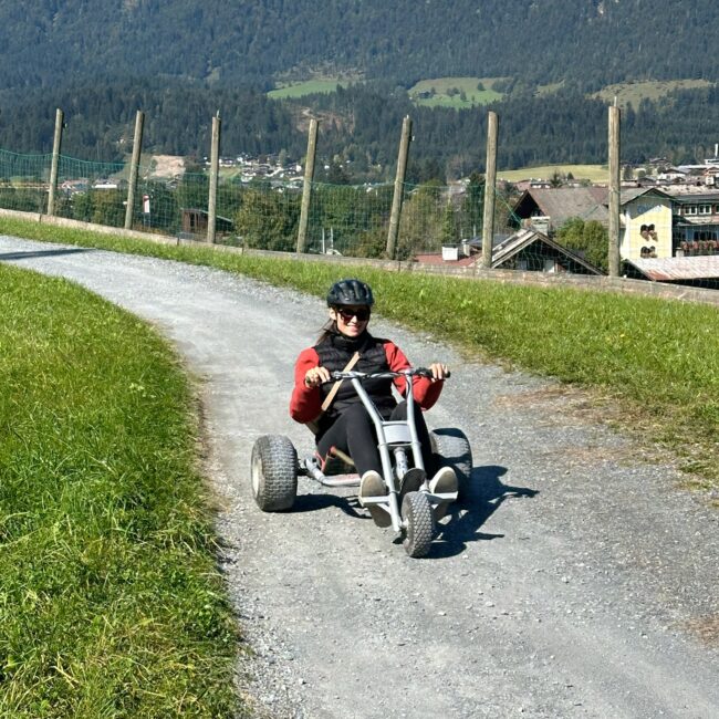 24 09 21 12 54 54 0799