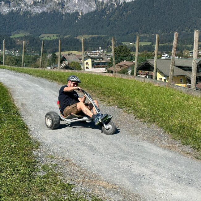 24 09 21 12 56 15 0795