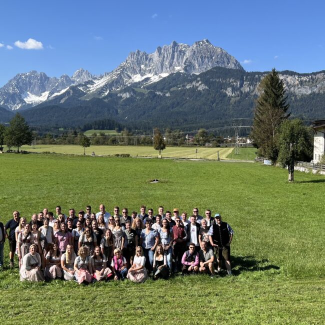 24 09 21 14 21 03 4011