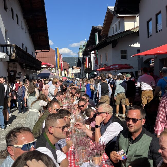 24 09 21 15 04 17 4032