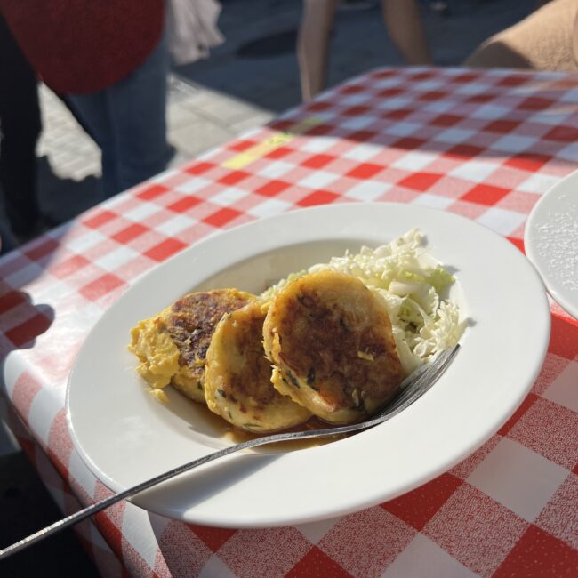 24 09 21 15 27 21 4035