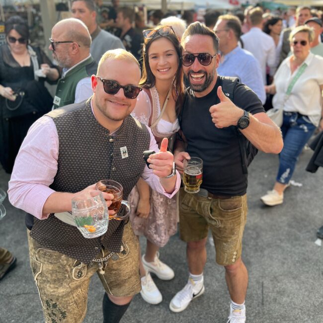 24 09 21 17 05 26 4080