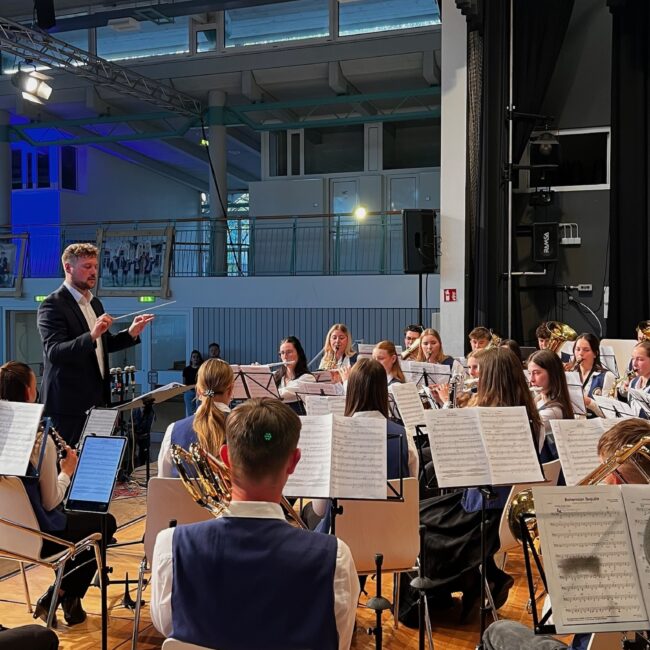 25 04 12 19 49 36 1024