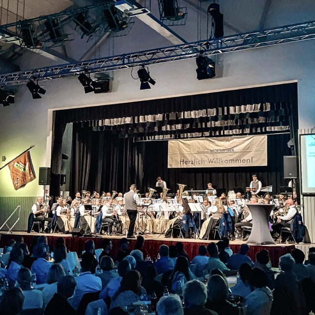 25 04 12 20 16 41 2706