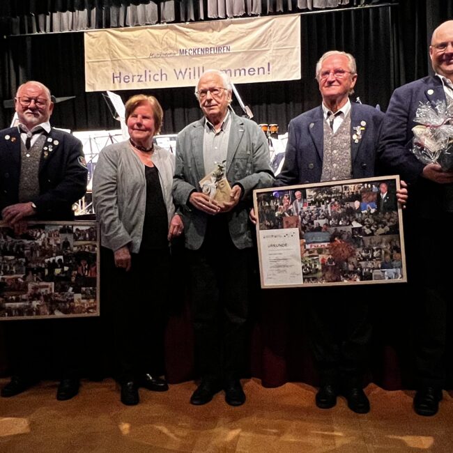 25 04 12 21 00 29 8650