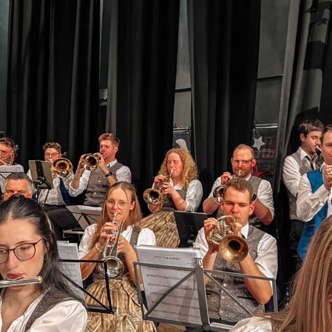 25 04 12 22 35 31 8662