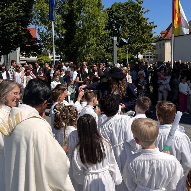 25 05 11 11 36 08 9185