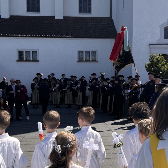 25 05 11 11 36 47 9192