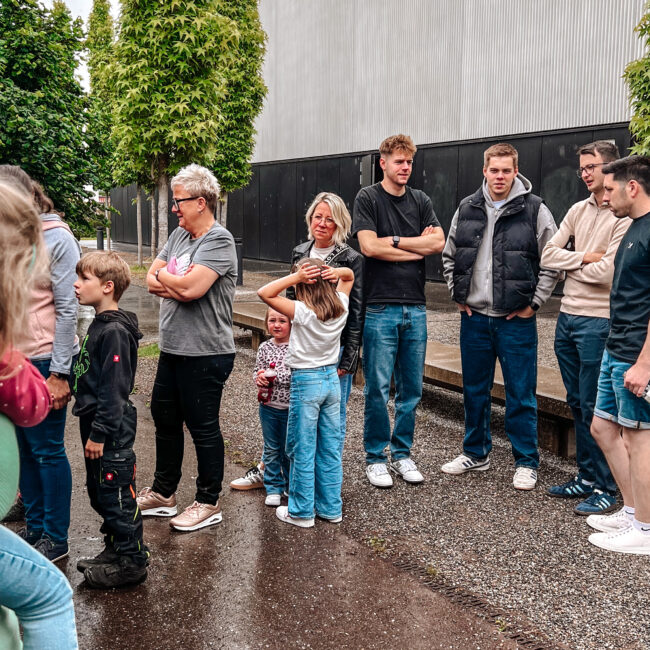 25 05 25 12 56 59 9664