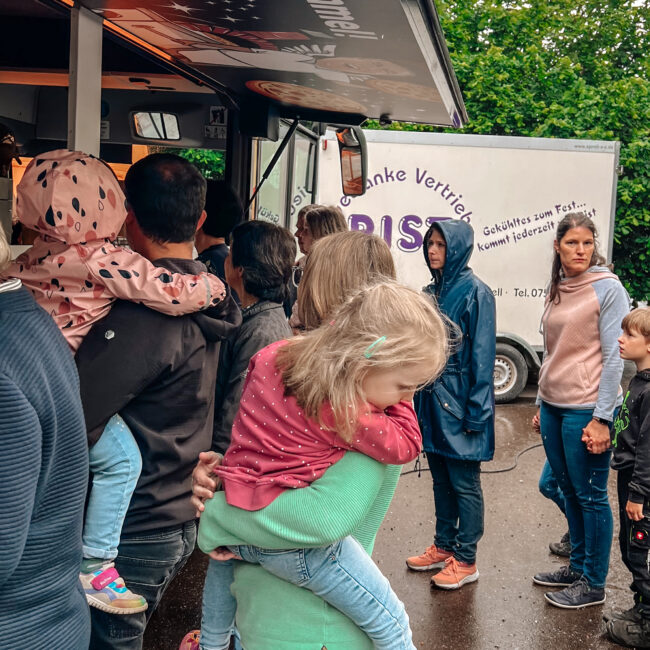 25 05 25 12 57 02 9665