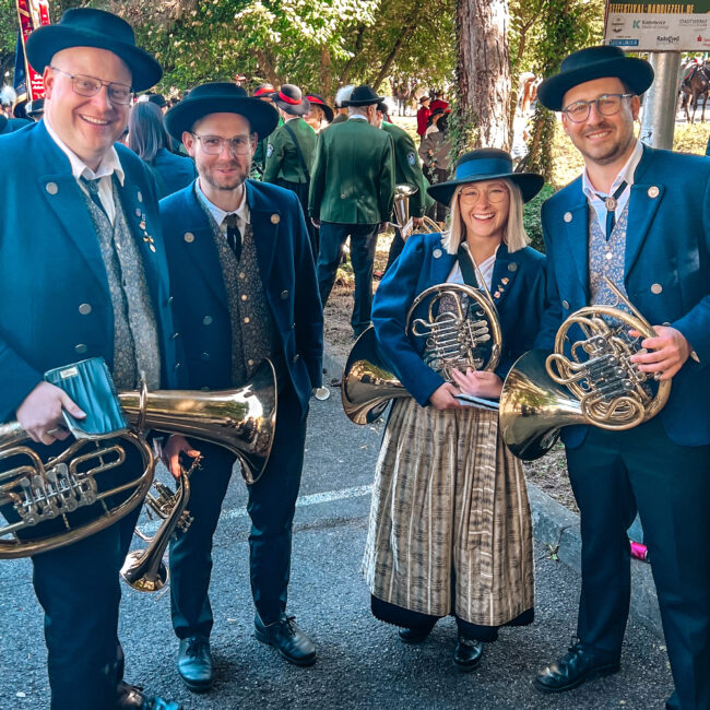 25 05 30 09 27 56 9733