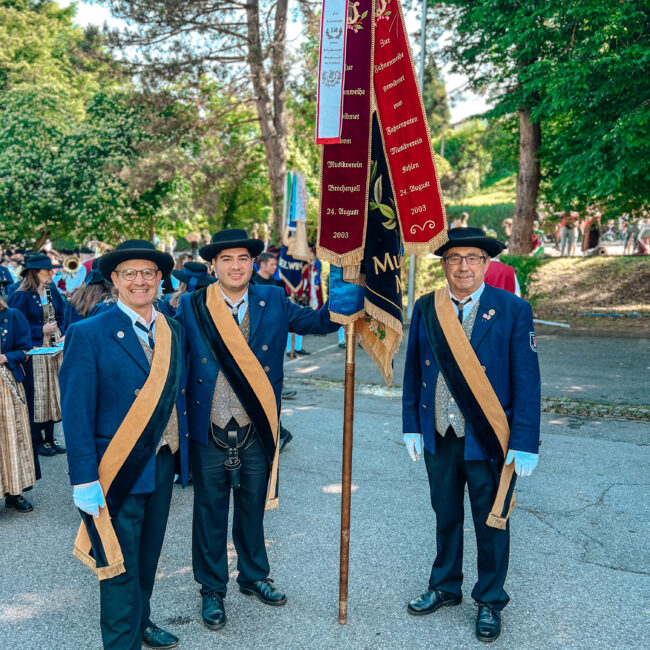 25 05 30 09 41 56 9739