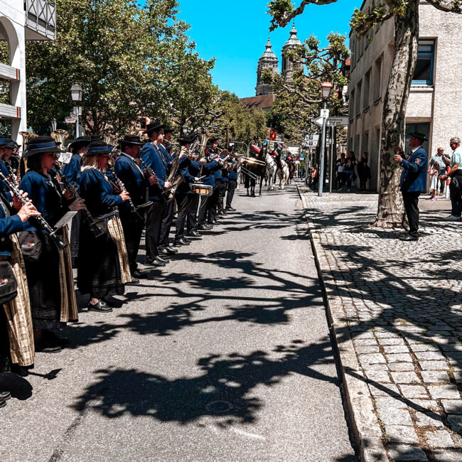 25 05 30 13 01 46 9761