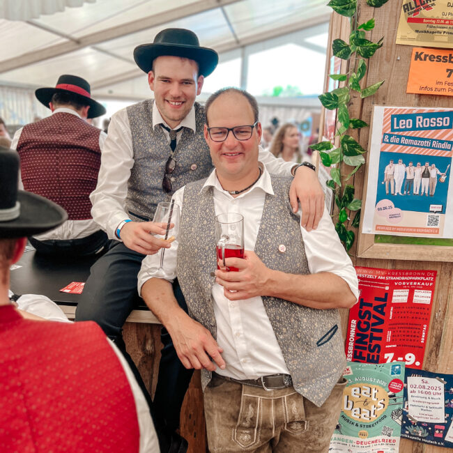 25 05 30 18 59 34 9874