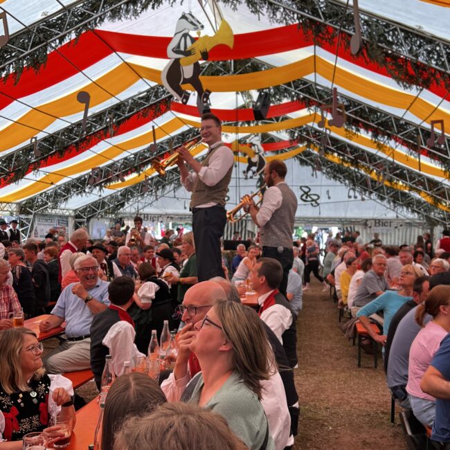 25 06 01 13 08 42 0048