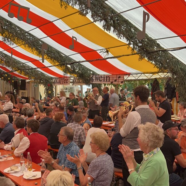 25 06 01 13 09 41 0053