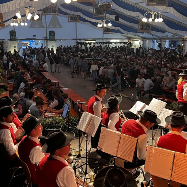 25 08 22 20 11 35 2816