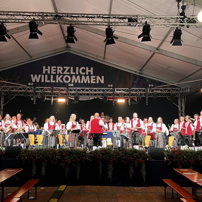 25 08 22 23 12 52 2862