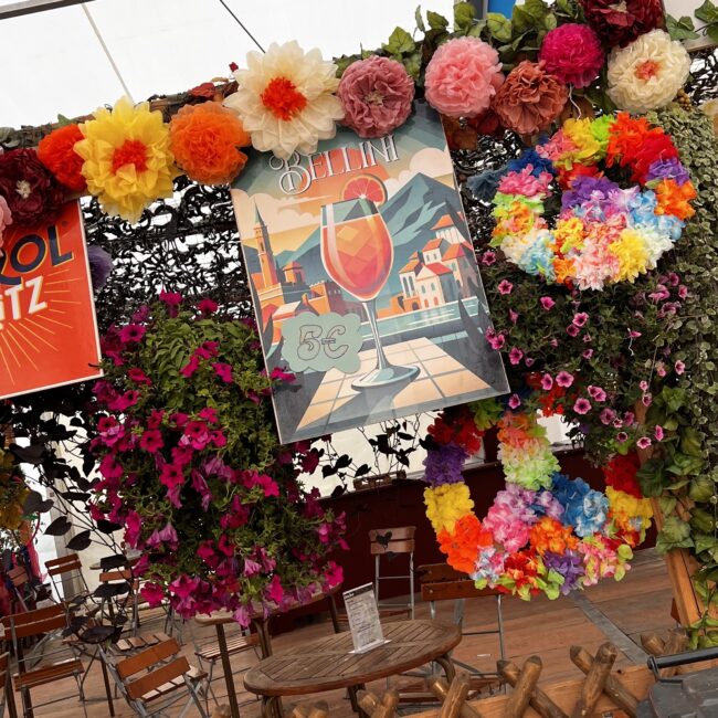 25 08 23 14 10 26 2920