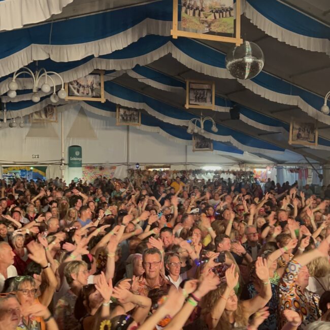 25 08 23 23 07 08 3032