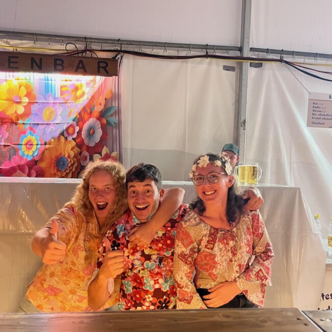 25 08 24 00 57 18 8203