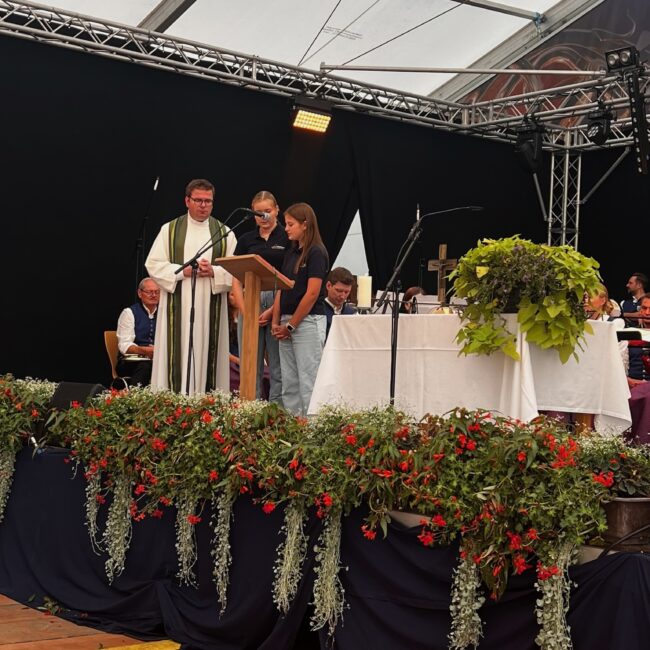 25 08 24 10 23 36 3051