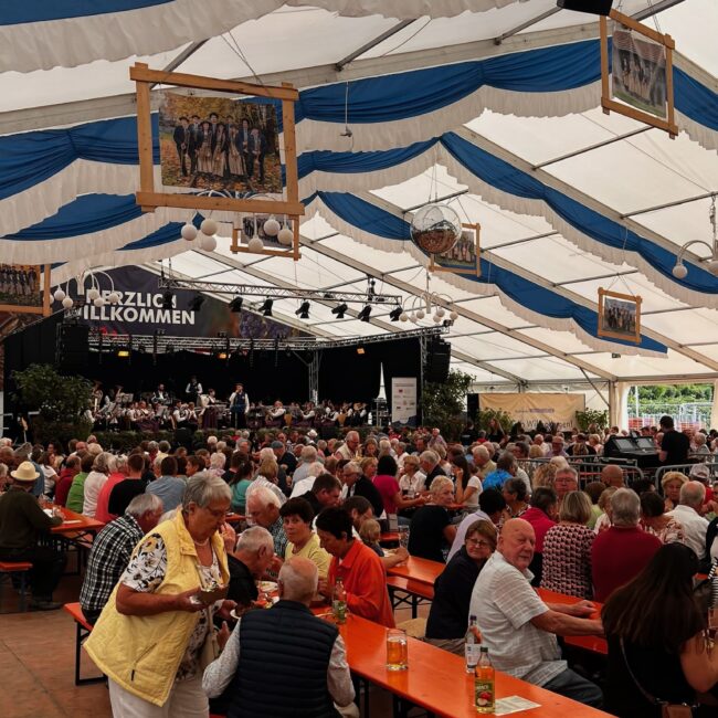 25 08 24 12 01 24 3062