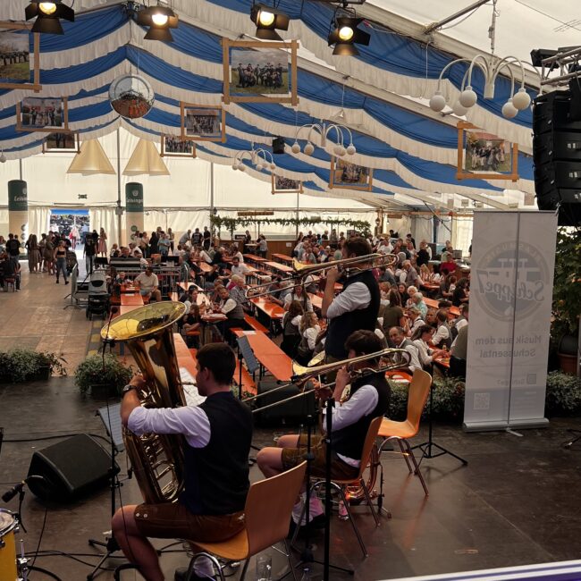 25 08 25 17 52 20 3107