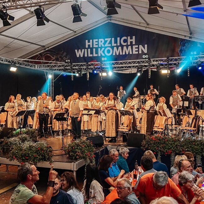 25 08 25 20 33 10 3148