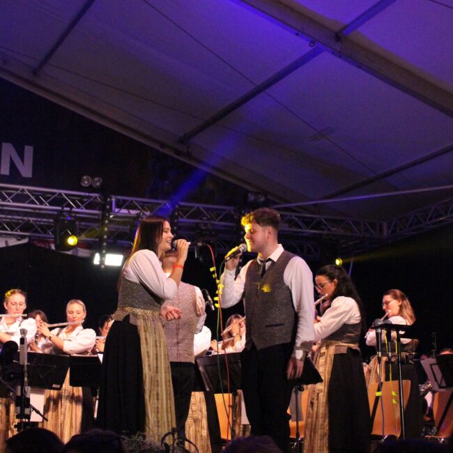 25 08 25 20 44 50 3290