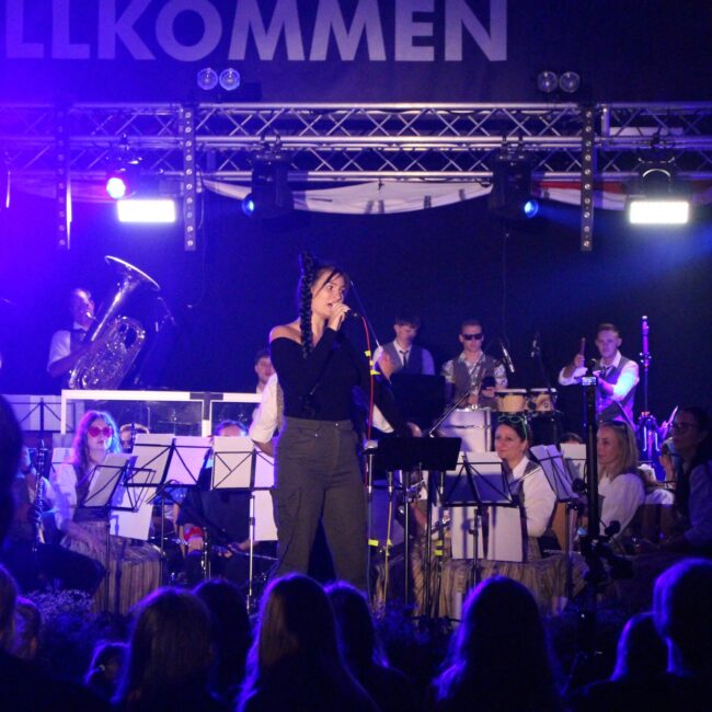 25 08 25 21 31 41 3335